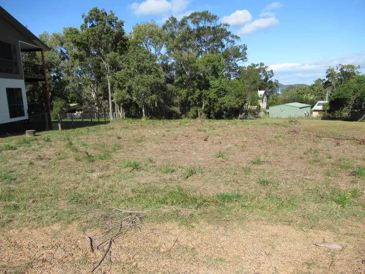 8 James Street, Russell Island QLD 4184