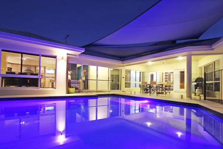 3 Byron Terrace, Redlynch QLD 4870