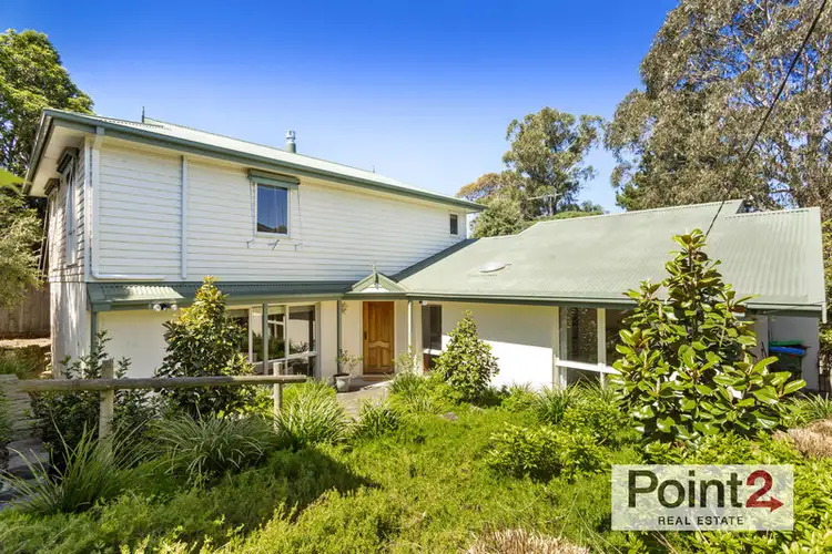 10 Burnell Street, Mount Eliza VIC 3930