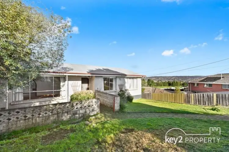 22 Crandon Crescent, Newnham TAS 7248