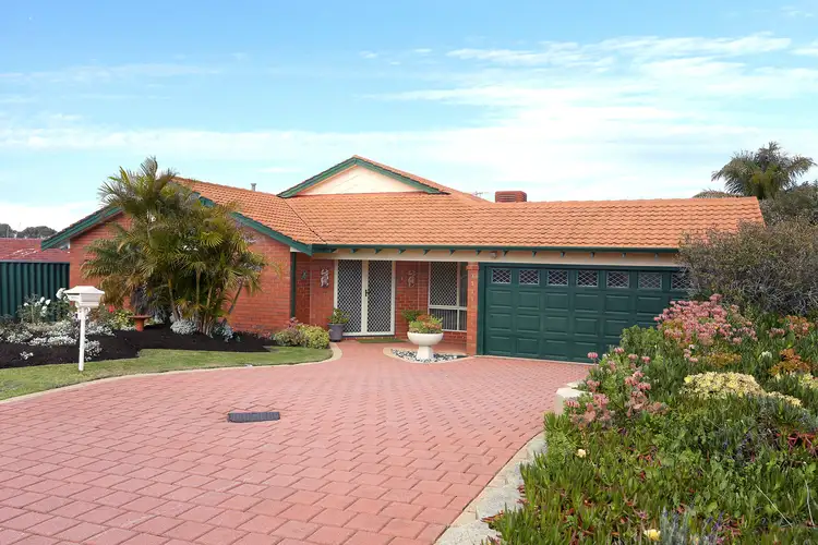 3 Larch Court, Woodvale WA 6026