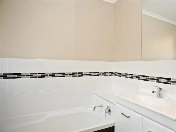 Sixth view of Homely house listing, 2/88 Gordons Hill Road, Lindisfarne TAS 7015