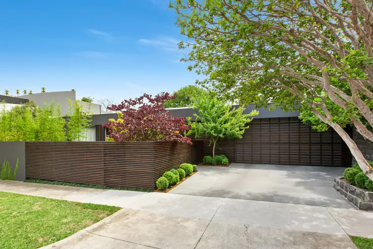 2 Blairgowrie Court, Brighton VIC 3186