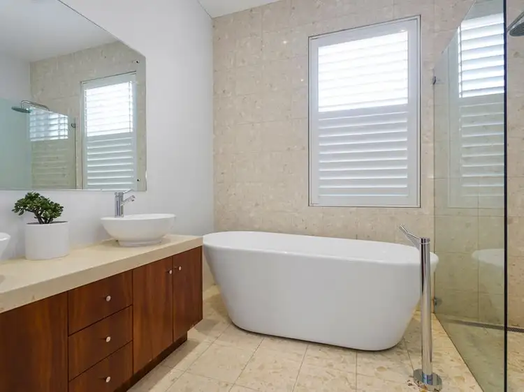 Sixth view of Homely house listing, 19 Young Street, Cooks Hill NSW 2300