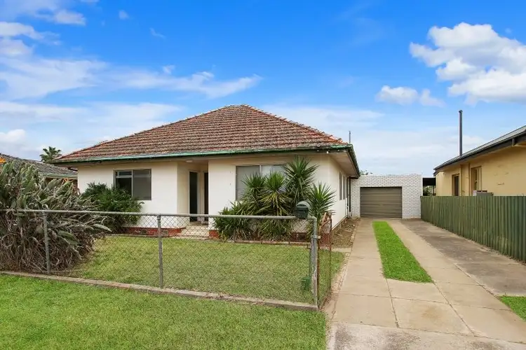 Main view of Homely house listing, 402 Kotthoff Street, Lavington NSW 2641