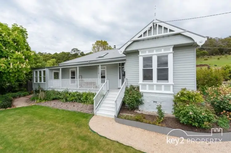 17 Main Road, Lanena TAS 7275