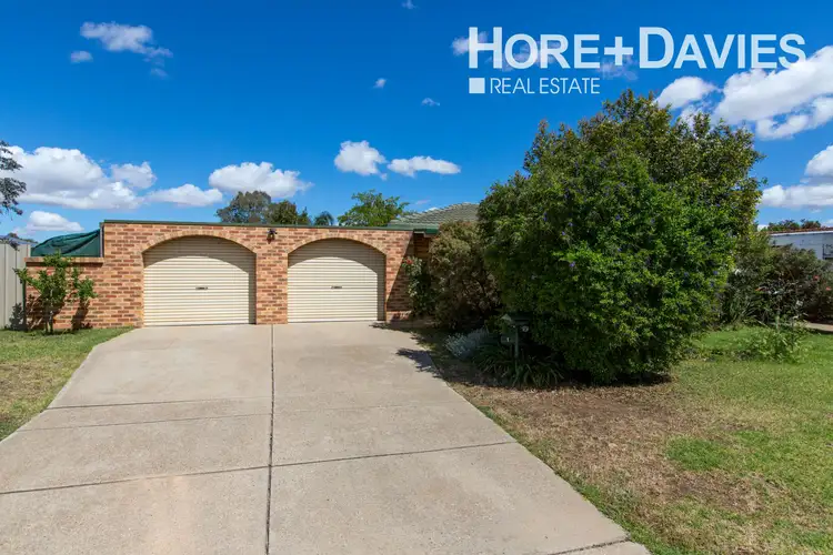 1 Lockett Place, Tolland NSW 2650