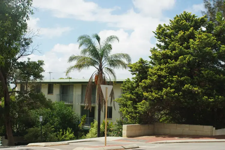 4/74 Broadway, Crawley WA 6009