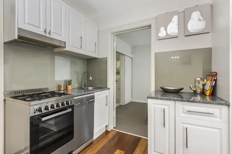 Fifth view of Homely apartment listing, 5/57 Chapel St, St Kilda VIC 3182