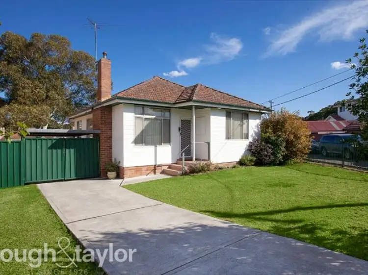 2 Astley Ave, Padstow NSW 2211