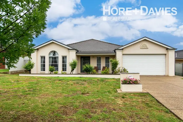 13 Fay Avenue, Kooringal NSW 2650