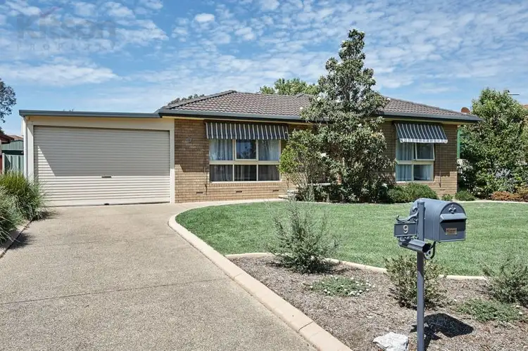 9 Sackville Drive, Forest Hill NSW 2651