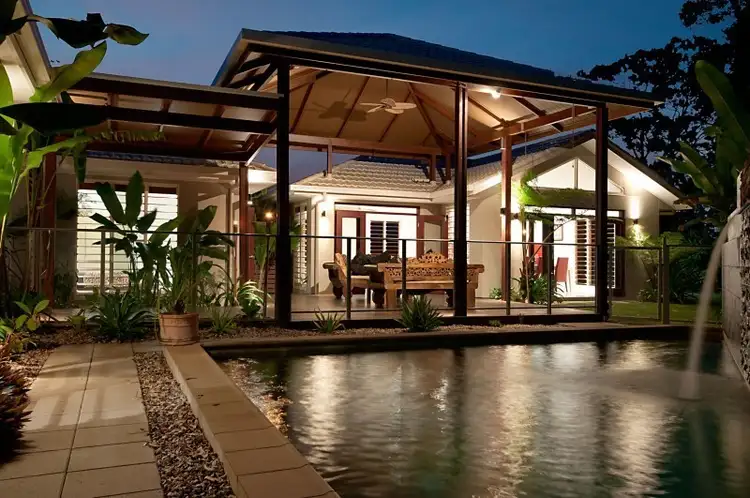 Casa Tropicana (VA)/4 Seclusion Drive, Palm Cove QLD 4879