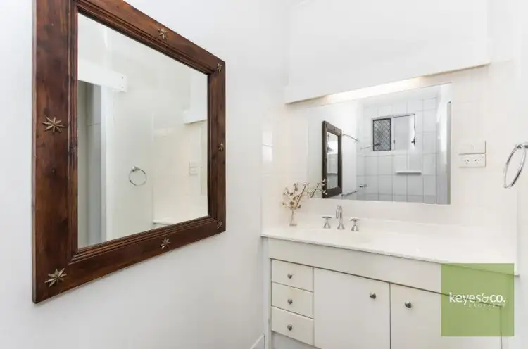 Third view of Homely apartment listing, 8/2 Victoria Street, Townsville City QLD 4810