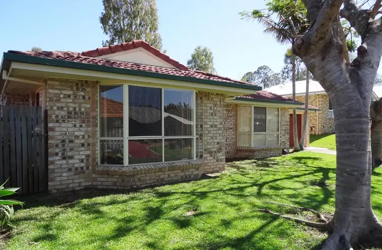 7 Fossickers Court, Southside QLD 4570