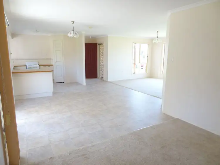 Second view of Homely house listing, 7 Fossickers Court, Southside QLD 4570