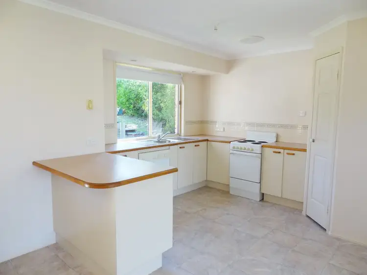 Sixth view of Homely house listing, 7 Fossickers Court, Southside QLD 4570