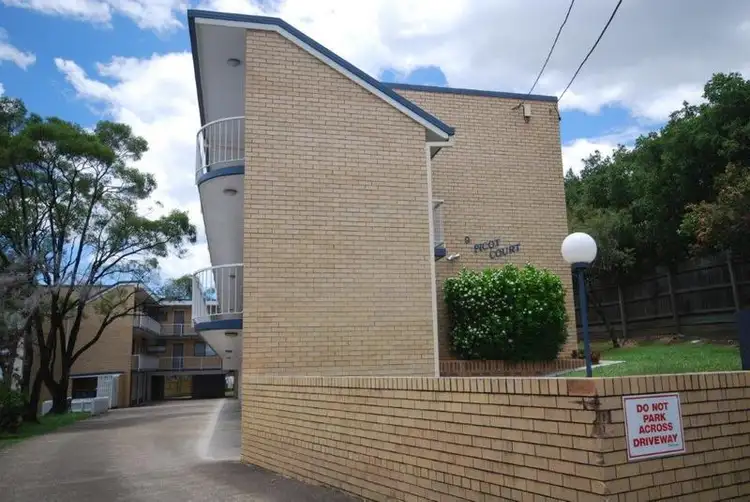 Main view of Homely unit listing, 2/9 Picot St, Kelvin Grove QLD 4059