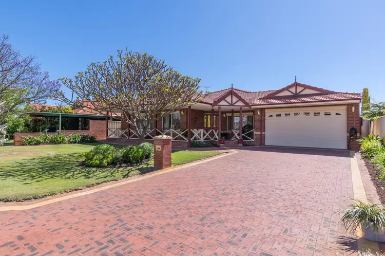 7 Dymchurch, Marangaroo WA 6064