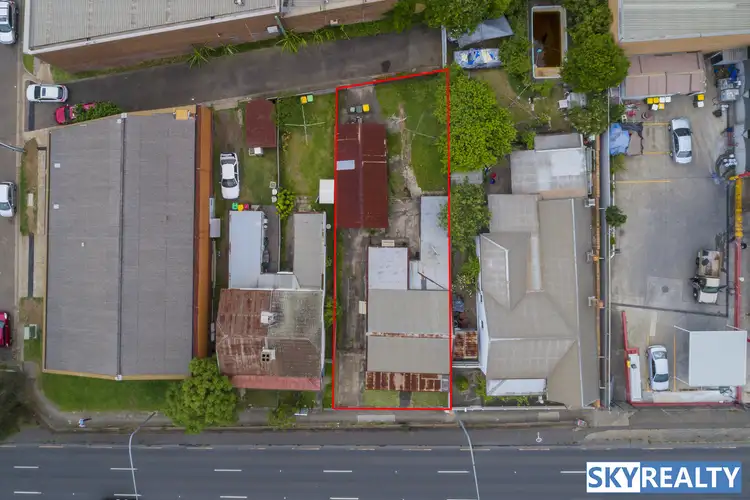 13 Woodville Road, Granville NSW 2142