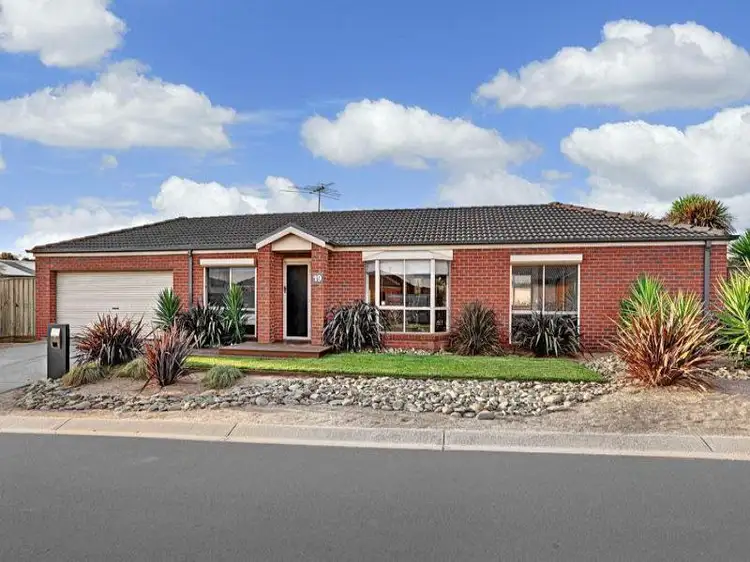 19 HADLEY DRIVE, Wallan VIC 3756