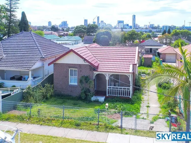 7 Hewlett Street, Granville NSW 2142
