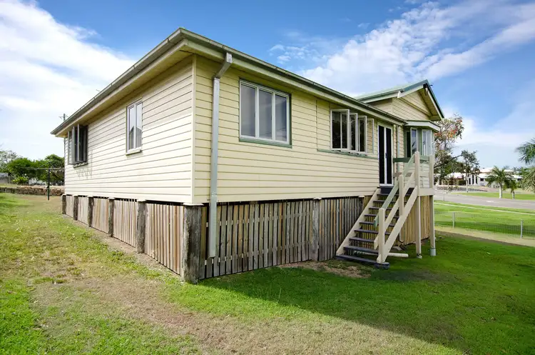 2 Fisher Street, West Gladstone QLD 4680