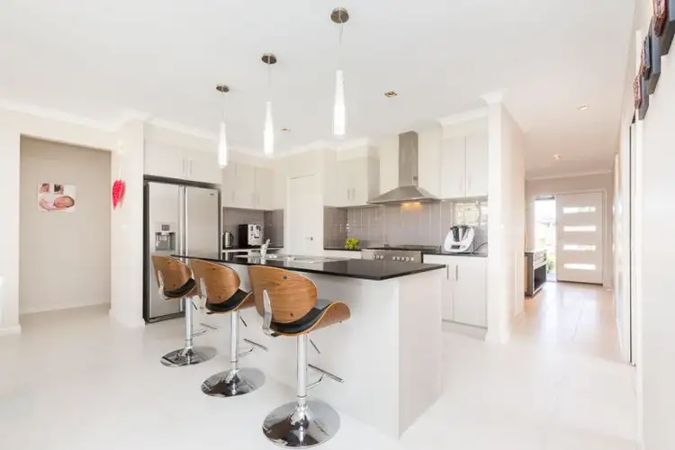 Fifth view of Homely house listing, 13 Weight Close, Horsham VIC 3400