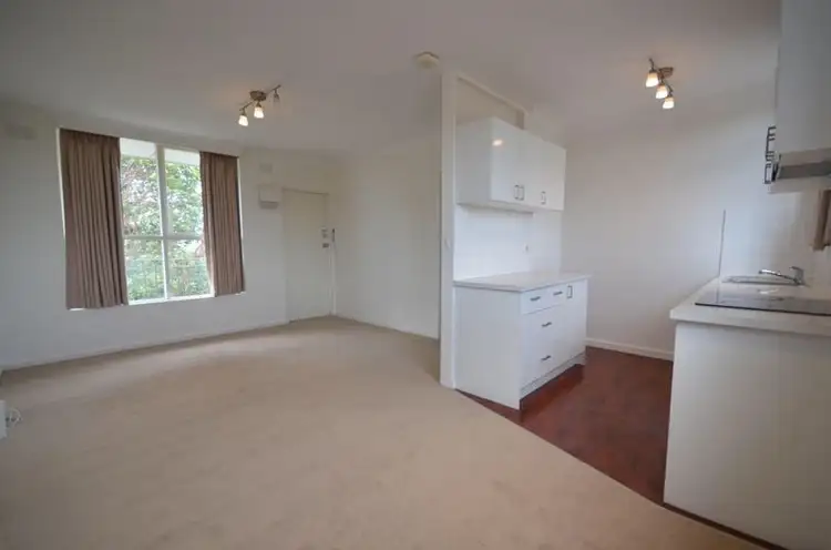 9/76 Brunswick Road, Brunswick VIC 3056