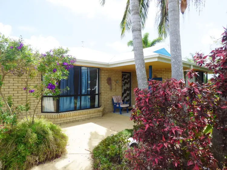 15 Banksia Avenue, Tin Can Bay QLD 4580