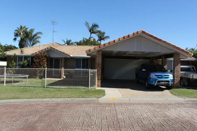 12 Range Court, Arundel QLD 4214
