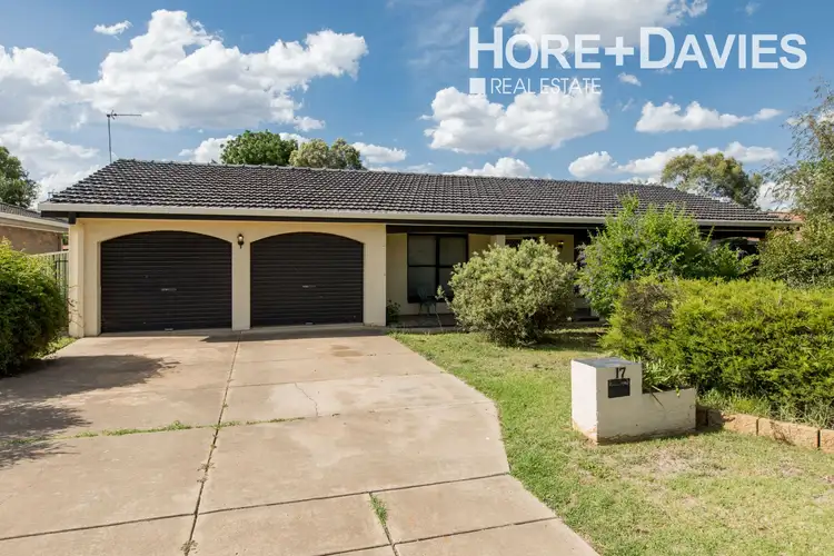 17 Melkin Street, Glenfield Park NSW 2650