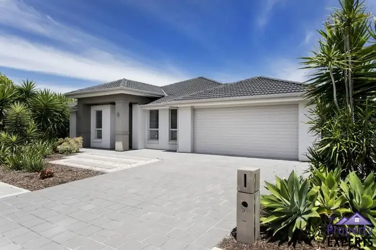 2 Walter Avenue, Mitchell Park SA 5043