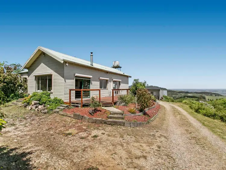 1030 Yarragon-Leongatha Road, Allambee VIC 3823