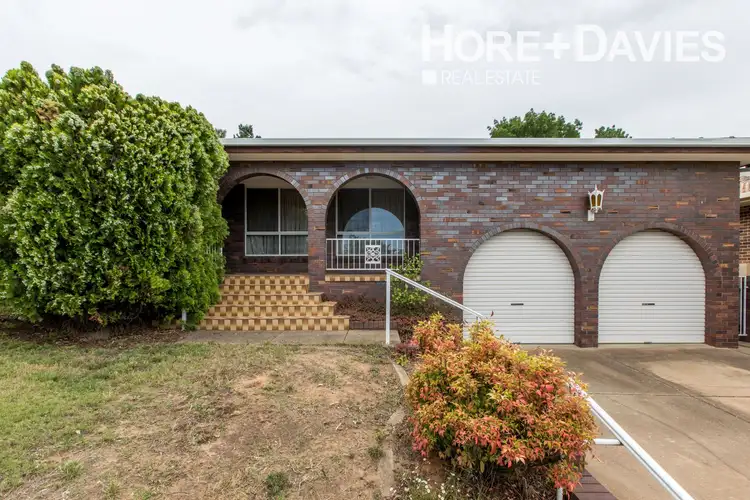 13 Henwood Avenue, Kooringal NSW 2650
