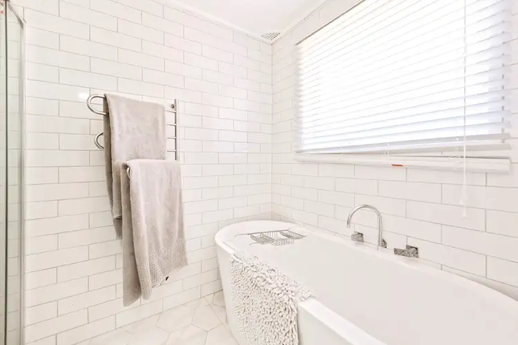 Sixth view of Homely house listing, 9 Stirling Place, Blayney NSW 2799