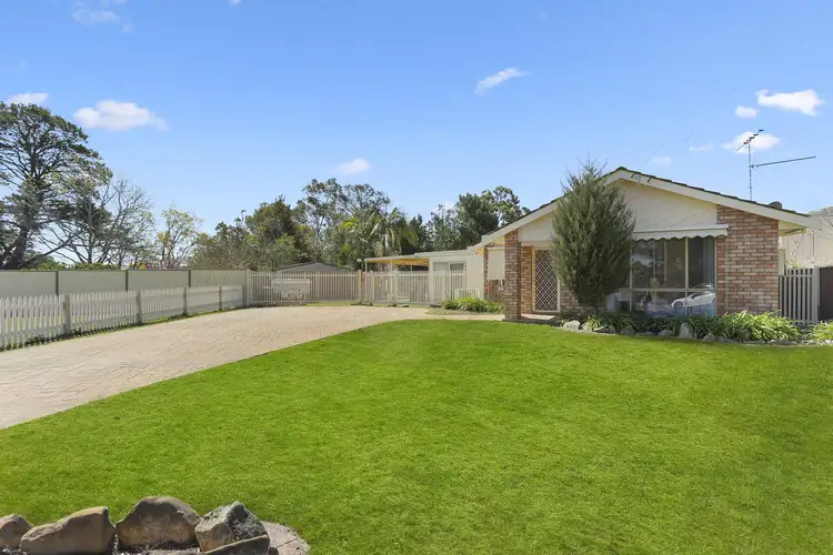 4 Davis Place, Thirlmere NSW 2572