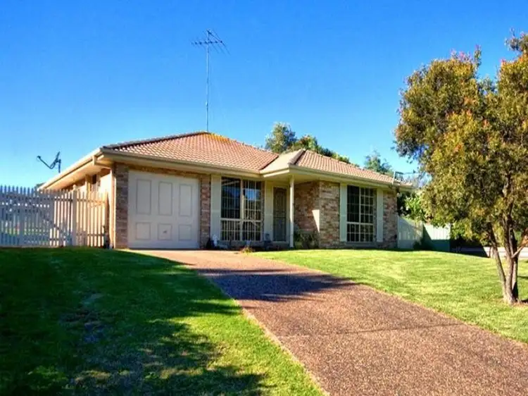 10 Westbourne Avenue, Thirlmere NSW 2572