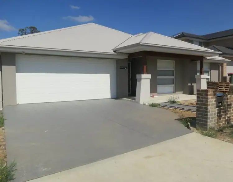 10 Canopy Crescent, Wilton NSW 2571