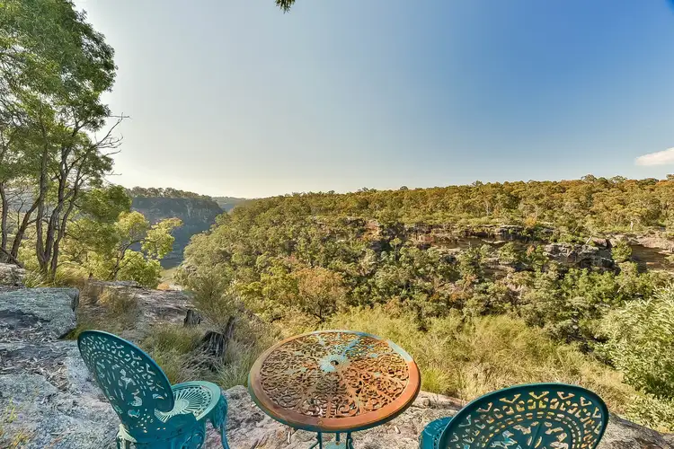 155 Lyrebird Road, Pheasants Nest NSW 2574