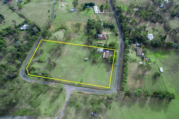 110 Myrtle Creek Avenue, Tahmoor NSW 2573