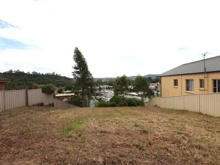 18 Emmett Close, Picton NSW 2571