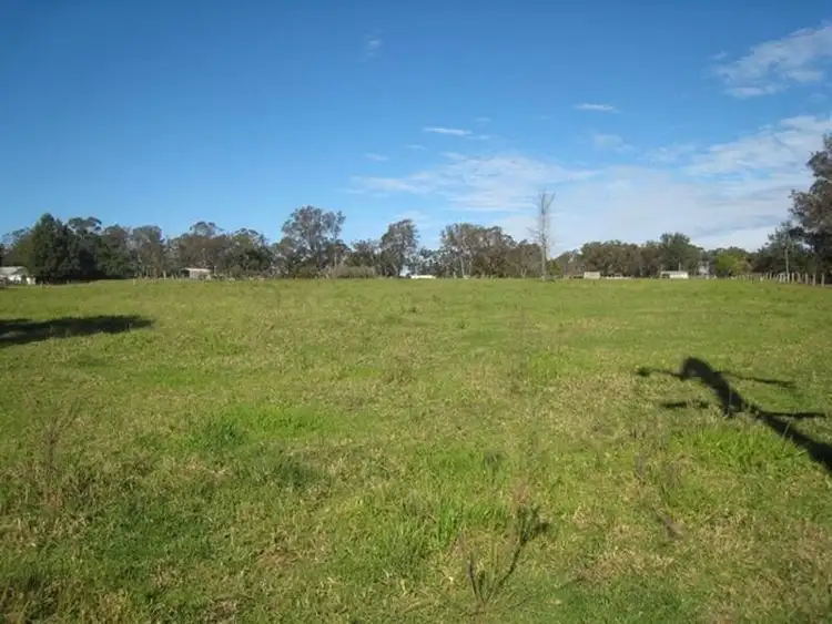 4 Kangaroo Road, Tahmoor NSW 2573