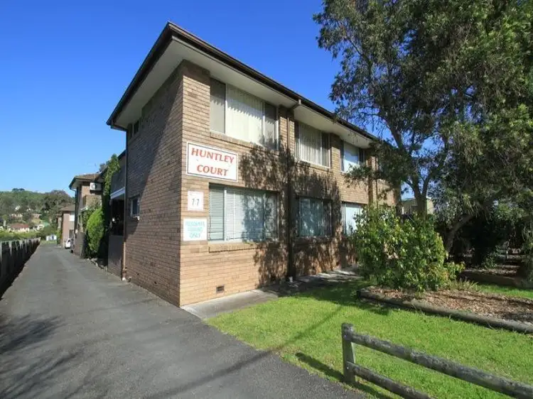 Main view of Homely unit listing, 3/77 Menangle Street, Picton NSW 2571