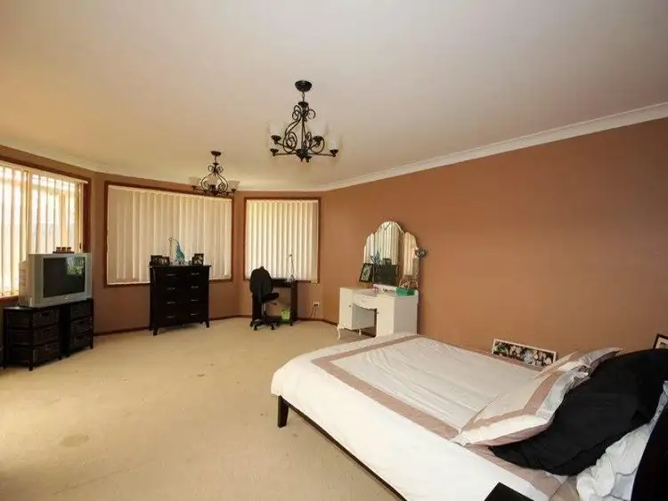 Sixth view of Homely house listing, 10 Wren Place, Thirlmere NSW 2572