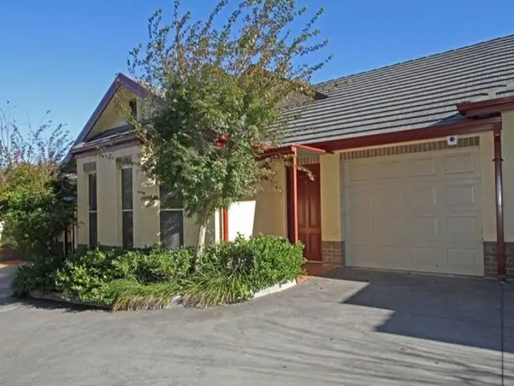 2/3 Colden Street, Picton NSW 2571