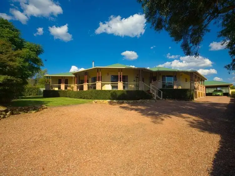 10 Richardson Street, Thirlmere NSW 2572