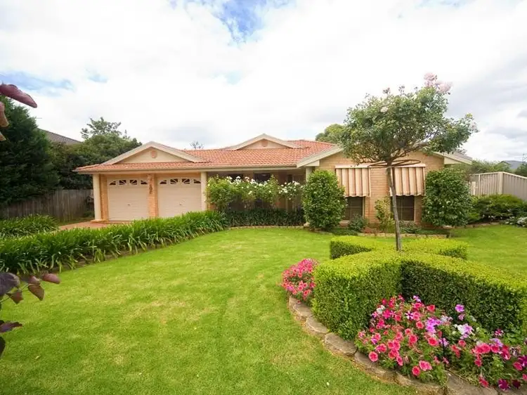 16 Campbell Street, Thirlmere NSW 2572