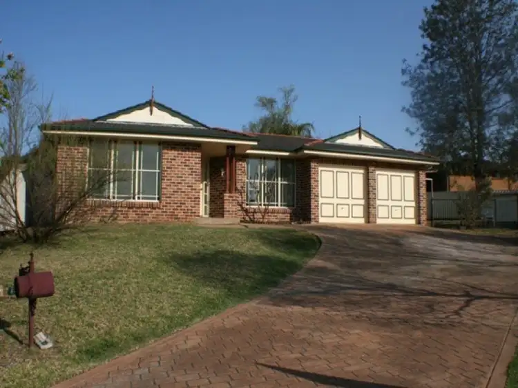 10 Brialy Place, Picton NSW 2571