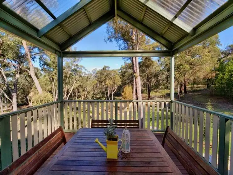 6 Dunroman Lane, Buxton NSW 2571